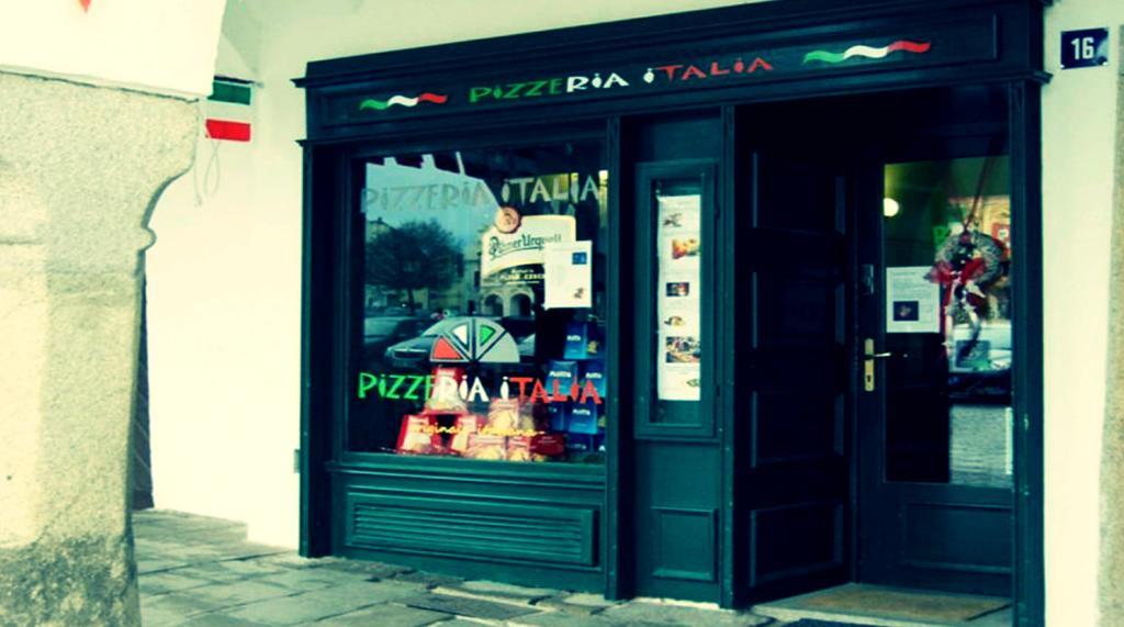 Penzion Pizzeria Telč Exteriör bild